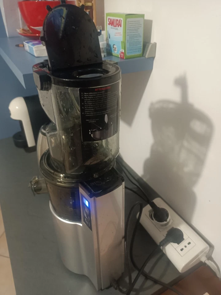 centrifuga frutta e verdura - Immagine 2 di 4