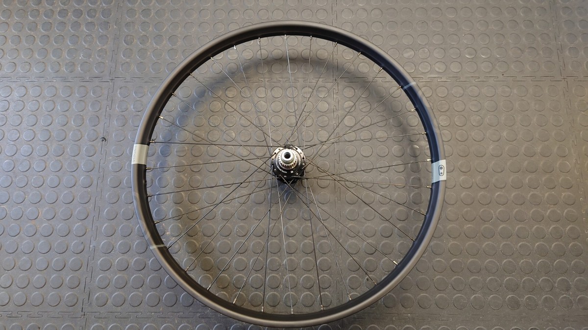 HOPE Pro E-Bike Hub/ Crank Brothers Synthesis Carbon Rim E-MTB