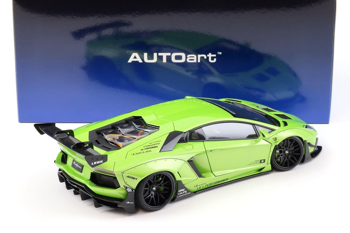 オートアート LBWK Lamborghini Aventador 1/18 s-l400.jpg