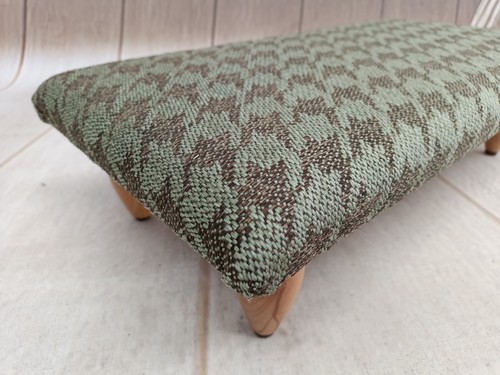 Ottoman for chairs, Houndstooth stool, Covered stool, Saddle stool, Shoe stool, - Picture 6 of 15