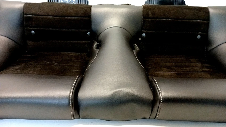 2010-2014 FORD MUSTANG GT COUPE REAR LOWER SEAT OEM CALIFORNIA SPECIAL - Image 4 of 4