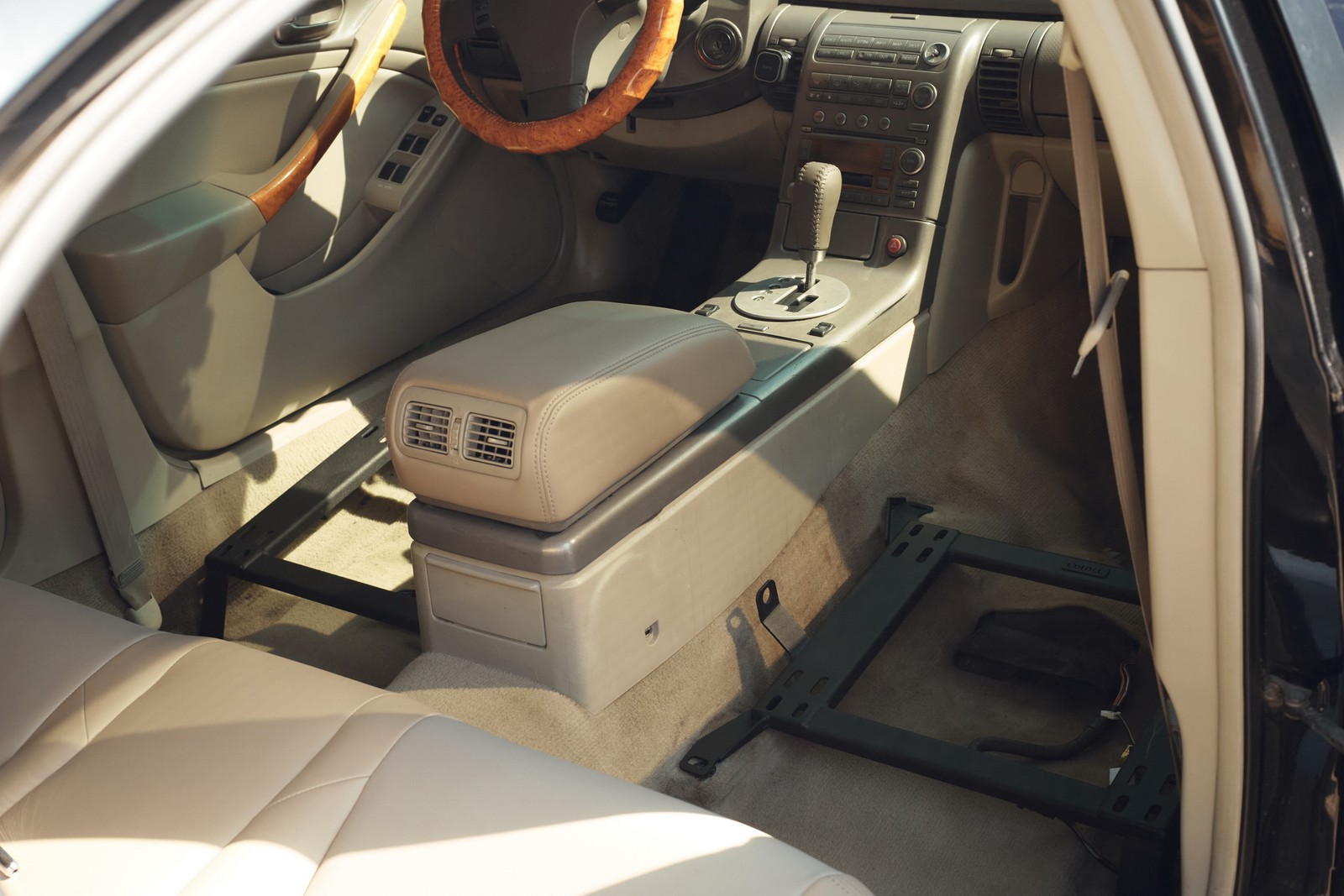 Taiko Pair L+R Racing seat bracket adapter for Infiniti G35 Nissan Skyline Sedan