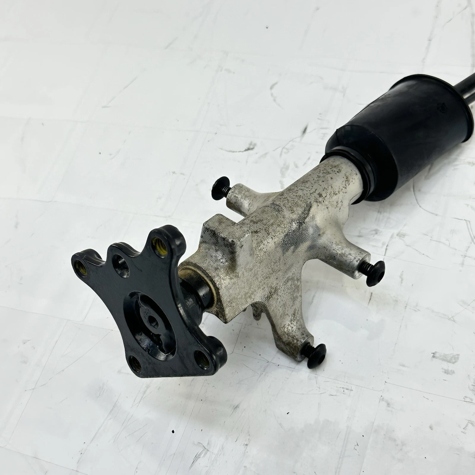 2012 CAN-AM Spyder RT-S SE5 Front Lenksäule Halter Welle Support