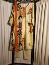 Pakistani Salwar Kameez with Dupata