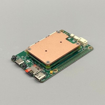 BentoIO CMX0 - Ultra Low Profile IO-Carrier Board Raspberry Pi CM5 + Heatsink