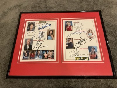 Smallville - Cast -Autograph RePrint Matted And Framed 14x11 Photo, Superman