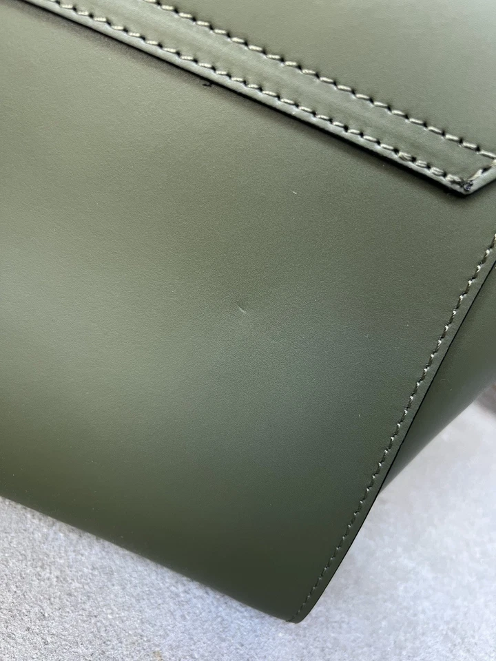 Bolso italiano de cuero verde con asa superior - estructurado, hecho a mano en Florencia Foto 4 de 4