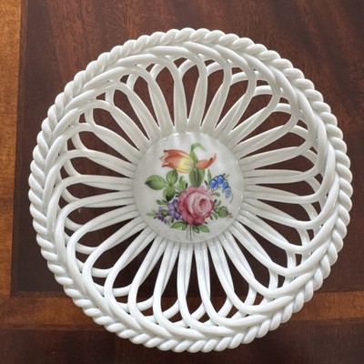 Vintage Herend Porcelain 4.5  Round Open Weave Basket 7372 Printemps Hungary