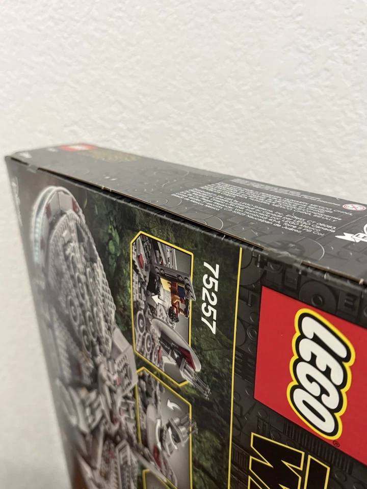 LEGO Star Wars Halcón Milenario 75257 Juego de Construcción NUEVO SELLADO DE FÁBRICA Foto 4 de 4