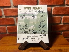 Twin Peaks Pilot Autographed Script Full Screenplay Reprint David Lynch 