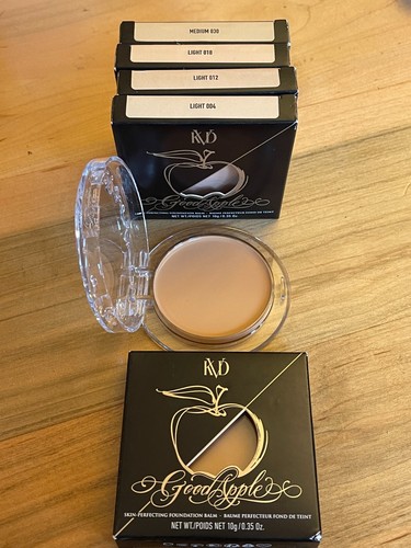 KVD kat von D good apple foundation PICK YOUR SHADE FULL SIZE .35oz AUTHENTIC - Picture 2 of 8