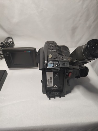 Panasonic Palmcorder PalmSight PV-L657D VHSC 16x Optical Zoom Not Working Parts - Picture 6 of 6