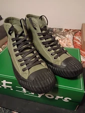 P. F. Flyers Grounded 3 Olive Green 7.5 Mens Used Excellent