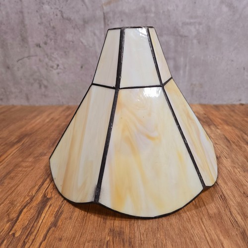 Tiffany Style Leaded Stained Glass Lamp Shade Fluted Coned 20cm - Picture 5 of 12