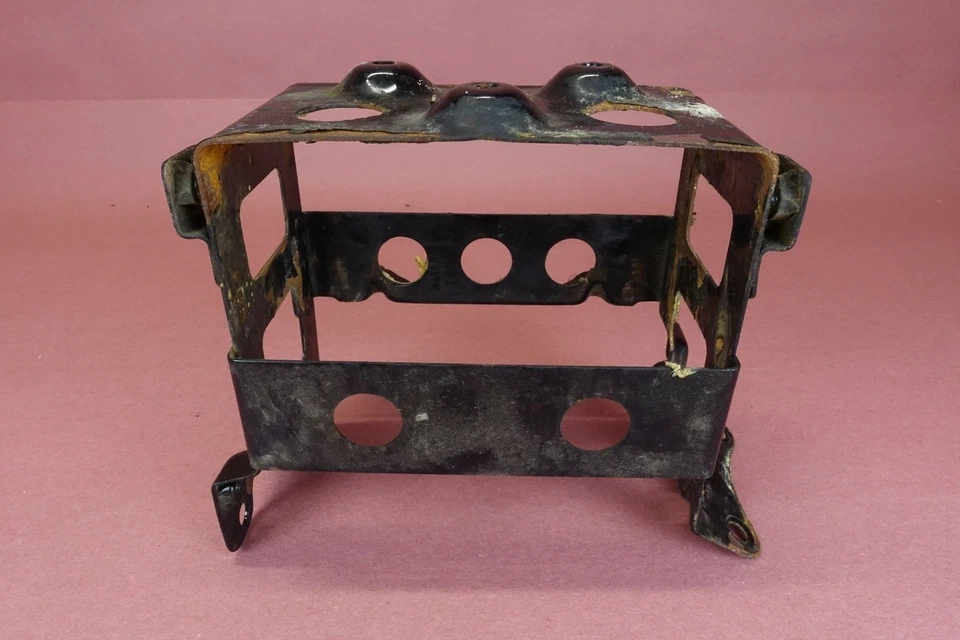 1981-1984 Kawasaki Spectre 550 KZ550 Battery Housing Box - Image 3 of 4