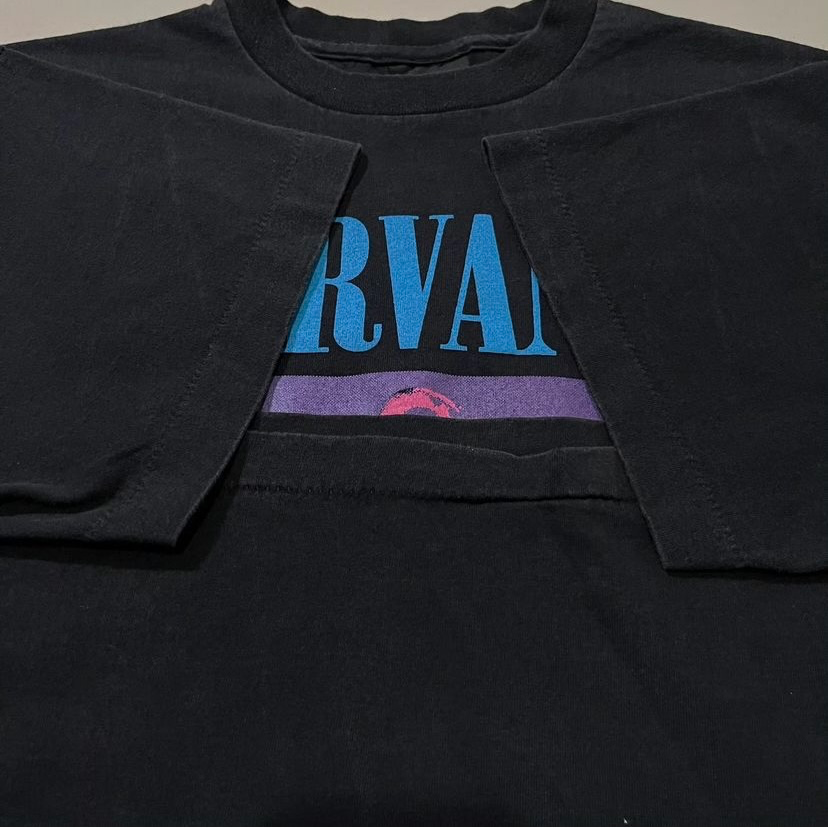 Vintage 1993 Nirvana Sliver Size L 90s Single Stitch Giant Vintage 1993 Nirvana Sliver Size L 90s Single Stitch Giant