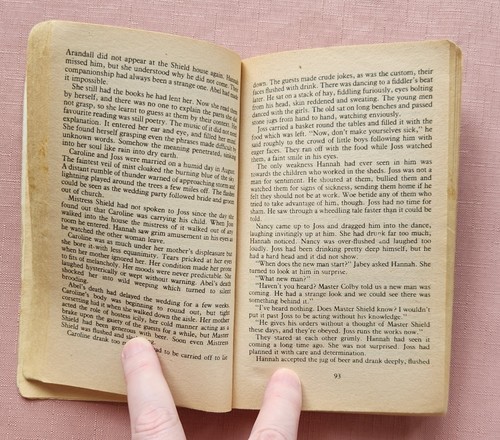 Woman of Iron by Sheila Holland, Paperback, 1985, Ex-Library - Picture 5 of 12