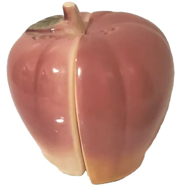 Apple Salt and Pepper Shaker Set Red Farmhouse Country Cottage Ceramic Vintage