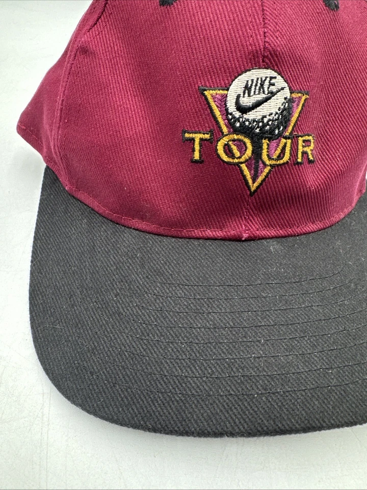 Gorra vintage Nike Tour Golf años 90 Y2K SnapBack borgoña negra ¡Rara! Foto 3 de 4