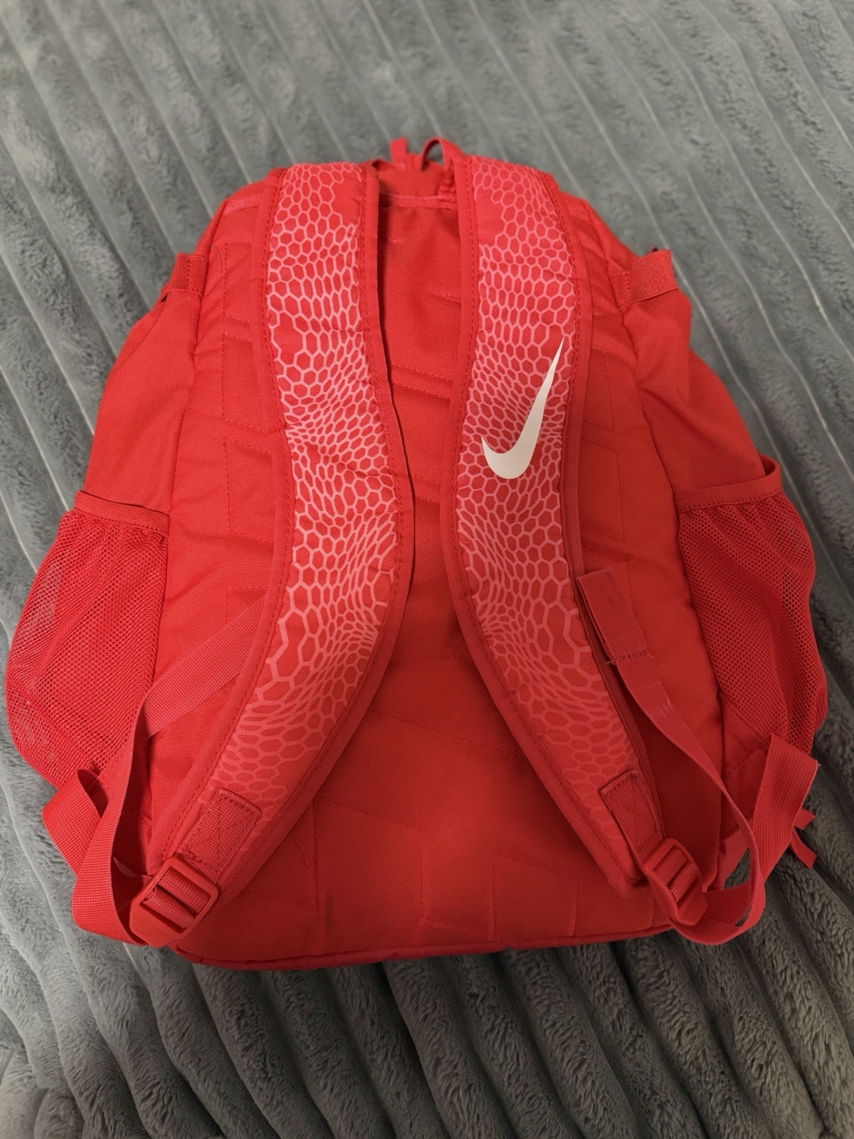 Nike Backpack - image 4
