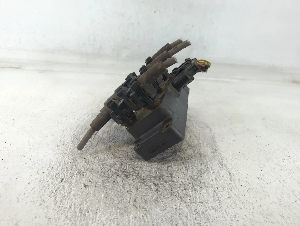 Ford Explorer 1997 distribuidor de encendido del motor OEM T1BE8 Foto 3 de 4