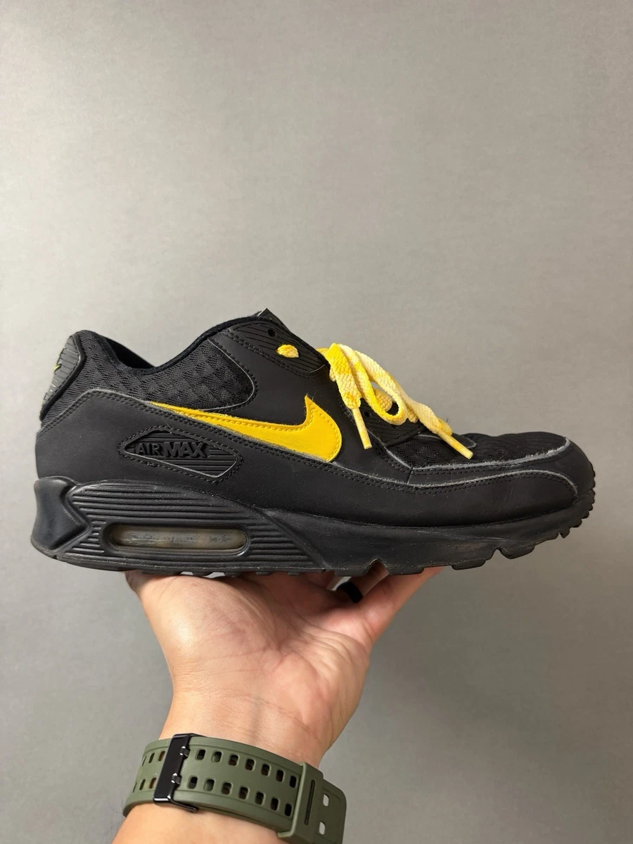 Preços baixos em Nike Air Max 90 Black Metallic Gold | eBay