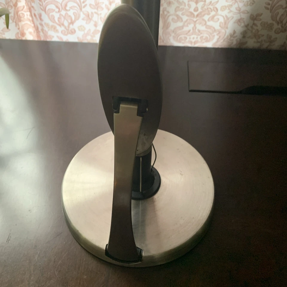 OXO Good Grips SimplyTear Standing Paper Towel Holder, Brushed Stainless Steel - Image 4 of 4