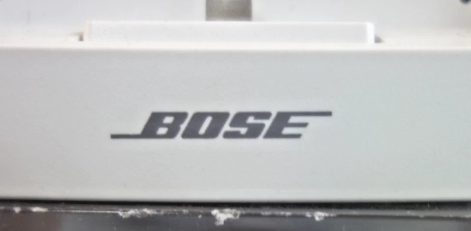 Gebrauchte getestete Bose Sound Dock XT Lautsprecher 415209 weiß mit Original-Zubehör-Hersteller Netzteil - Bild 3 von 4
