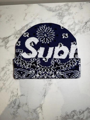 Supreme FW24 Bonnet tricoté grand logo Bandana bleu marine à la main