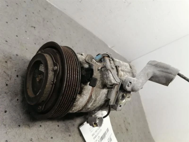 Оригинальный компрессор кондиционера для Lexus RX300 1999-2003 годов выпуска - Изображение 2 из 4