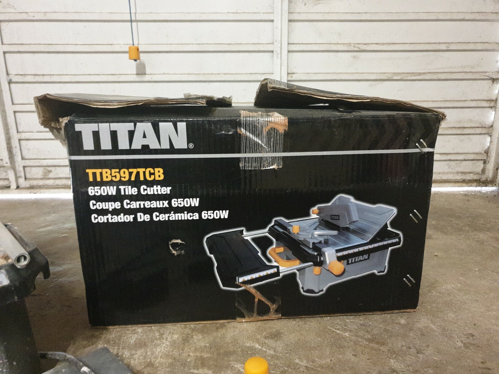 TITAN TTB597TCB 650W 240V Powerful Tile 