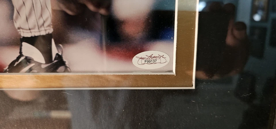 Curt Schilling Arizona Diamondbacks Signed Framed 11x14 Photo JSA COA F99137 - Image 2 of 3