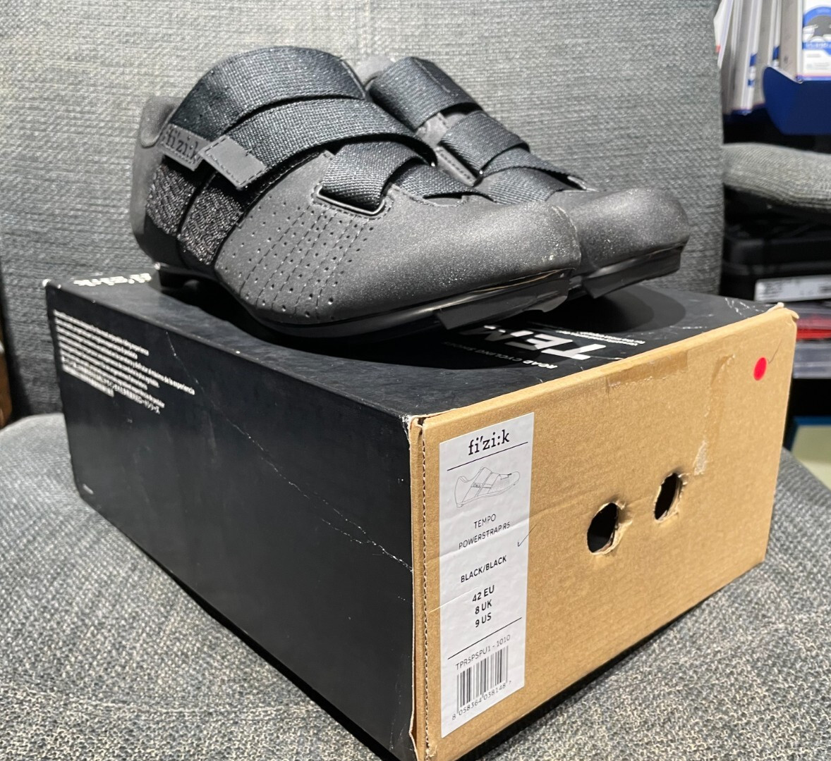 Fizik R5 Tempo Powerstrap Road Cycling Shoes – Black – Size EU 42 (UK 8 / US 9)