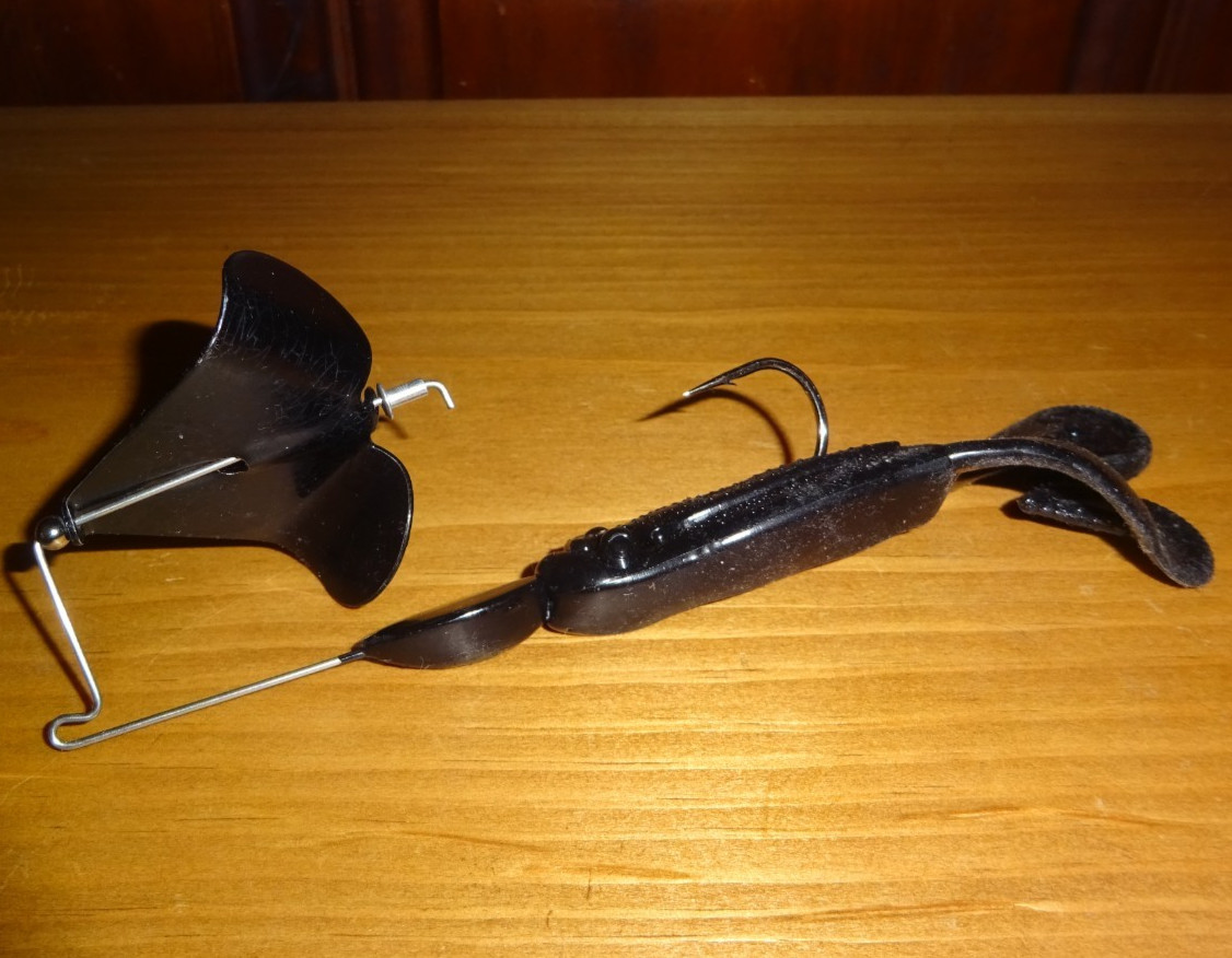 Big Bite Baits Tour Toad Buzz Buzzbait, 4", 3/8 Oz., Black Blade/Black Toad - Image 2