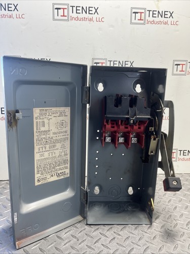 Square D HU361 heavy duty safety switch 30amp 3ph D-1 - Picture 4 of 7