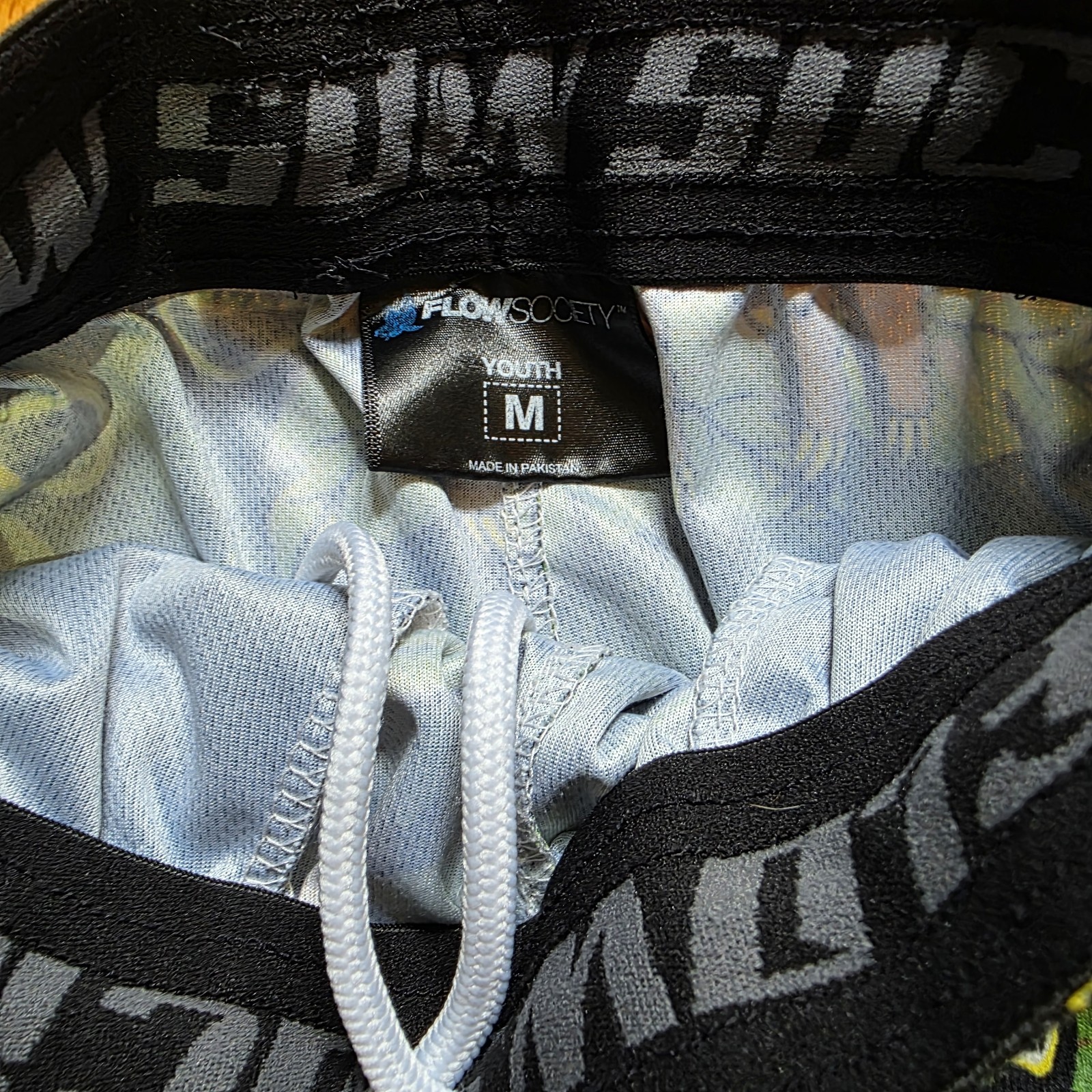 Picture 4 of 6