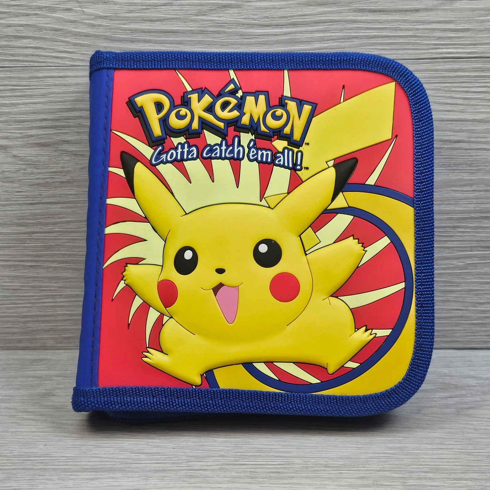 Vintage 1990s Nintendo Pokémon Pikachu Zipper CD Disc Game Wallet Case