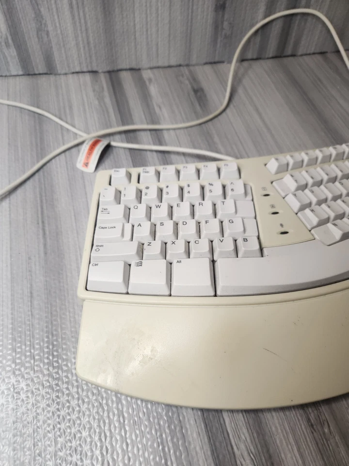 Microsoft Ergonomic Natural Keyboard Elite Wired PS/2 X06-19331 KU-0045 - Image 2 of 4