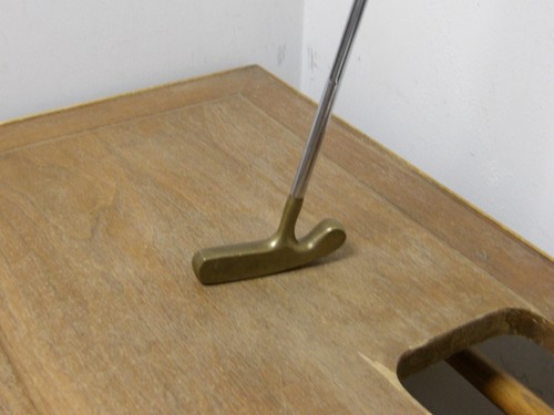Titleist Acushnet Bullseye John Reuter Jr. Notre Dame 35" Putter Very Nice!! - Picture 2 of 4