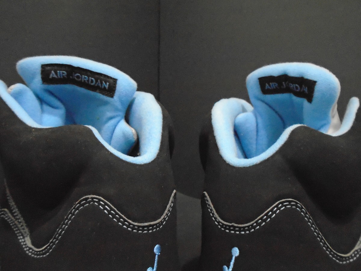 NIKE AIR JORDAN V 5 RETRO LS BLACK METALLIC SILVER UNC NIKE AIR JORDAN V 5 RETRO LS BLACK METALLIC SILVER UNC