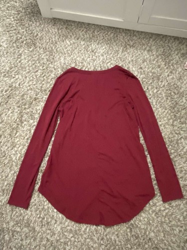 Zenana Premium Rayon Long Sleeve Round Neck Maroon Size Small - Picture 2 of 3