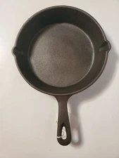 Vintage Philippe Richard Traditional Cast Iron 8" Skillet Seasoned 1 Time Nice