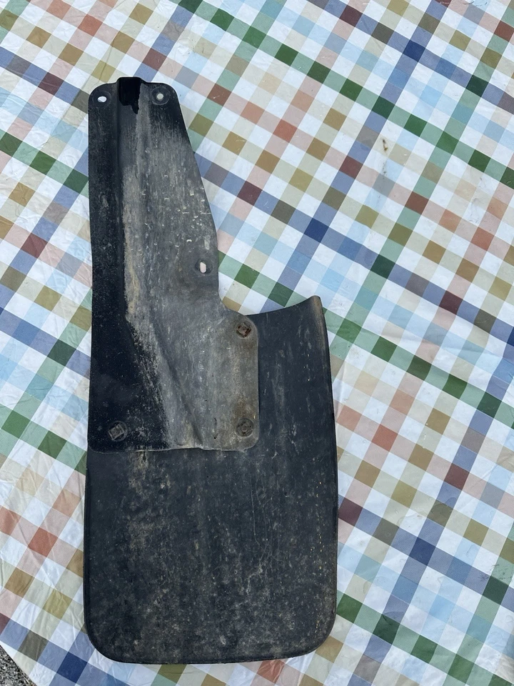 1995-2004 Toyota 4x4 Tacoma 4wd Mud Flaps Splash Shields Mud Guards Set  - Image 3 of 4