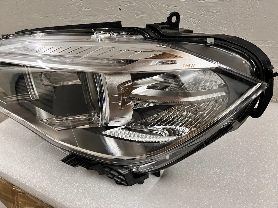 2014-2018BMW X5 X6 Xenon Headlight Driver Side Damaged - Image 2 of 4