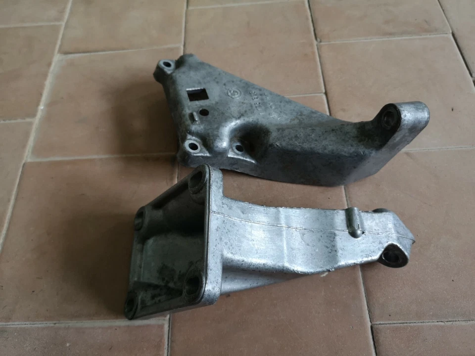 宝马 E28 520i 524td 525e 528e 发动机支架安装 左右套件 1175603 1127362 — 第 4/4 张图片