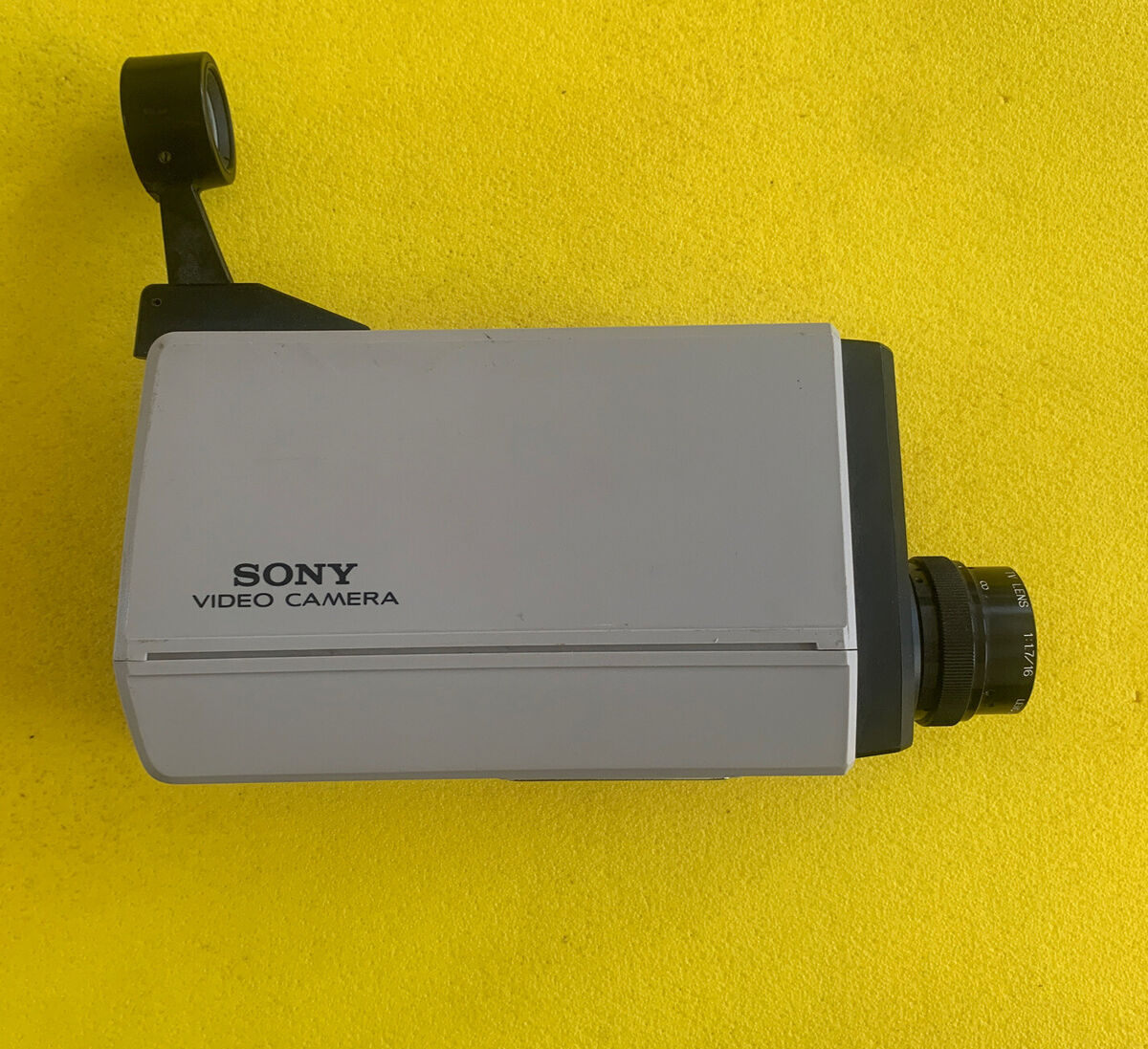 1976 SONY AVC-1420 VINTAGE VIDEO CAMERA HEAD UNIT (ONLY 1976 SONY AVC-1420 VINTAGE VIDEO CAMERA HEAD UNIT (ONLY