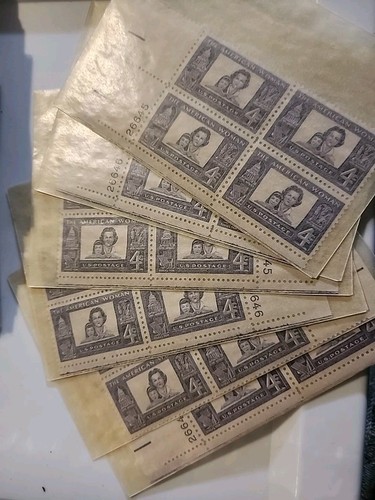 BLOCK OF 4, Group Of 6 American Woman 4 Cent UNITED STATES POSTAGE STAMPS