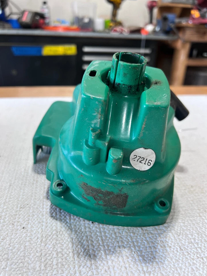 Carcasa de ventilador de arranque de retroceso Weed Eater Featherlite Poulan 530069685 (#6537) Foto 3 de 4