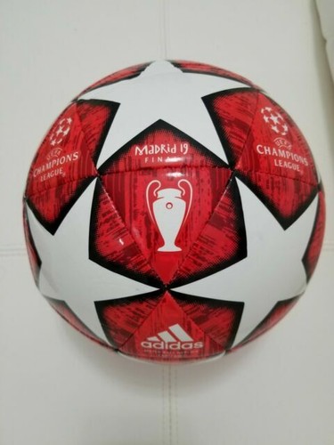 match ball replica capitano