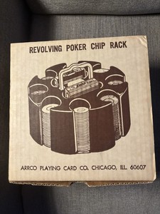 VINTAGE ARRCO REVOLVING POKER CHIP RACK ORIGINAL BOX W/CHIPS & CARDS